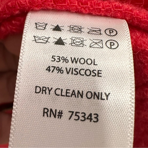 Tahari Coral Jacket - Picture 6 of 6